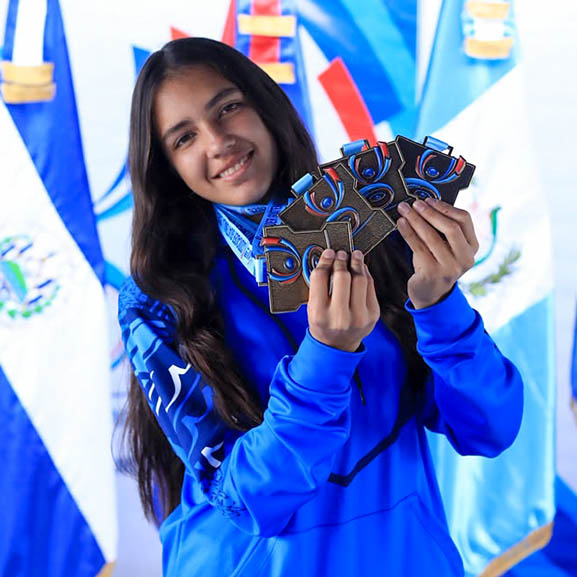 El Salvador aumentó la cosecha de preseas en los Paracodicader gracias al paratletism...